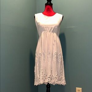White Sleeveless Eyelet Lace Dress Size Small